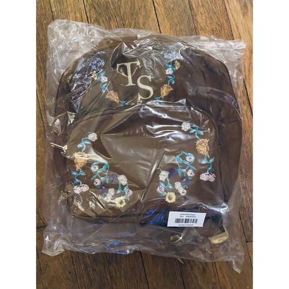 TAYLOR SWIFT | THE ERAS TOUR ACOUSTIC PIANO MINI BACKPACK IN HAND! Ready to ship main image 5